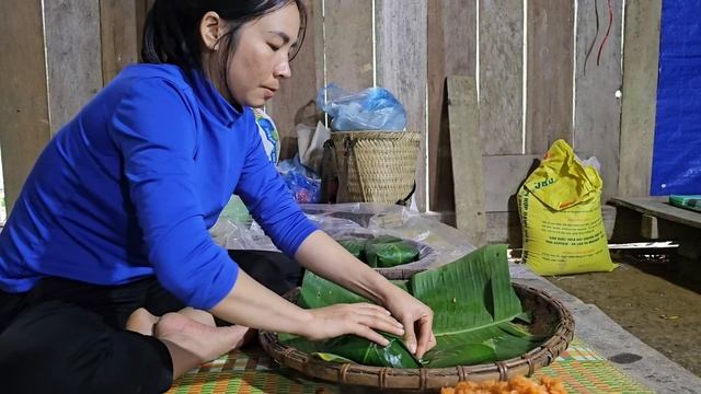 Grandfather Harvests Gac - I Make Gac sticky rice Go market to sell смотреть онлайн