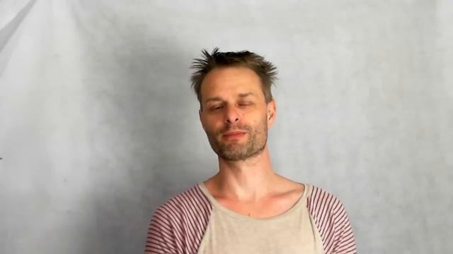 Biz Daily: Why Apple rebooted iPod Touch with A8 chip смотреть онлайн