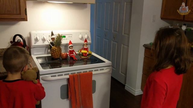 Elf on the Shelf - Pen Pineapple Apple Pen Banana??? смотреть онлайн