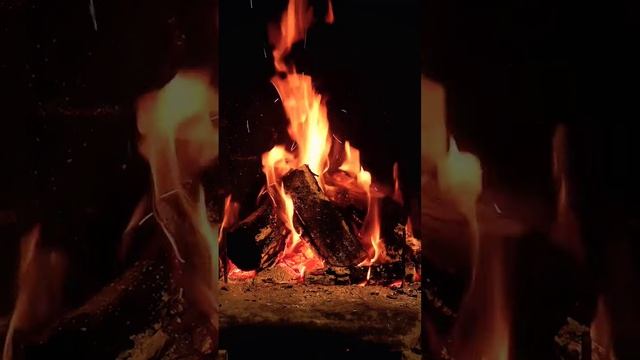 Камин в 4k Расслабляющие звуки костра 🔥 ПОДПИШИСЬ смотреть онлайн