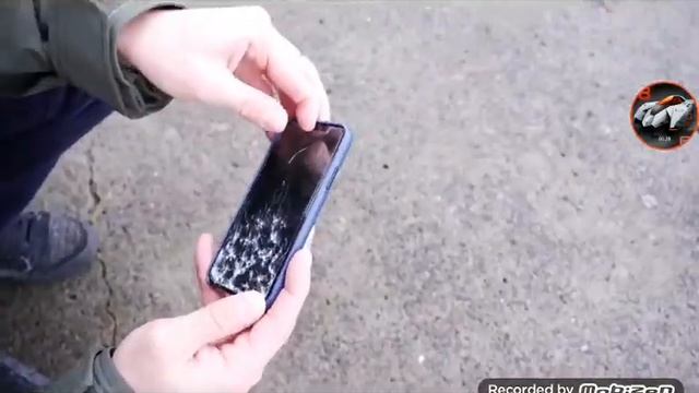 iPhone X Apple Case Drop Test смотреть онлайн