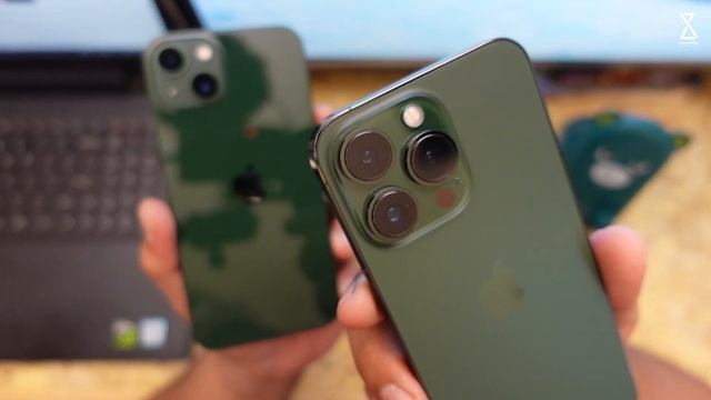 iPhone 13 Green VS iPhone 13 Pro Alpine Green, Mana Lebih Keren? смотреть онлайн