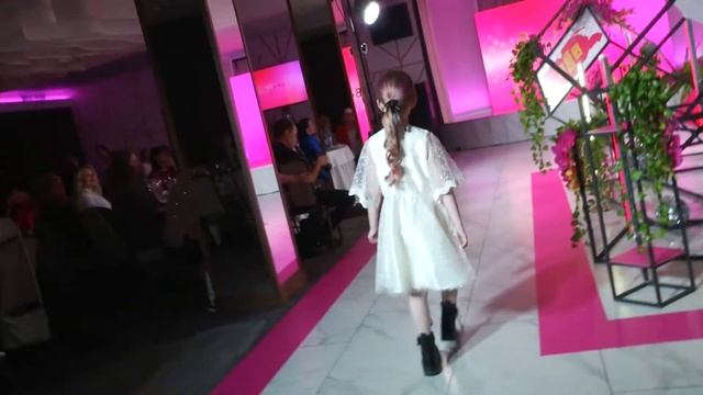 Показ "Kids74 Producer Show" смотреть онлайн
