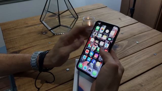 iPhone X - Vale a Pena Comprar ? REVIEW COMPLETO | Português BR | смотреть онлайн