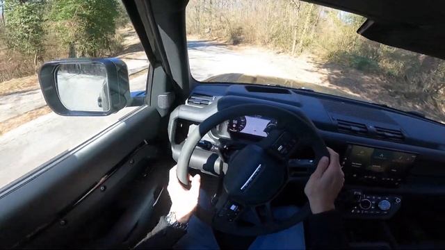Land Rover Defender 90 V8 POV Drive 4K