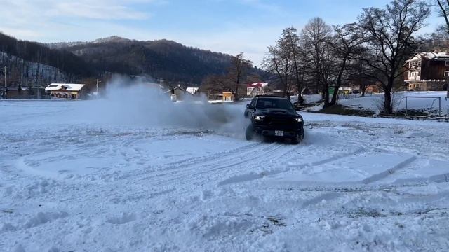 Dodge Ram Trx смотреть онлайн