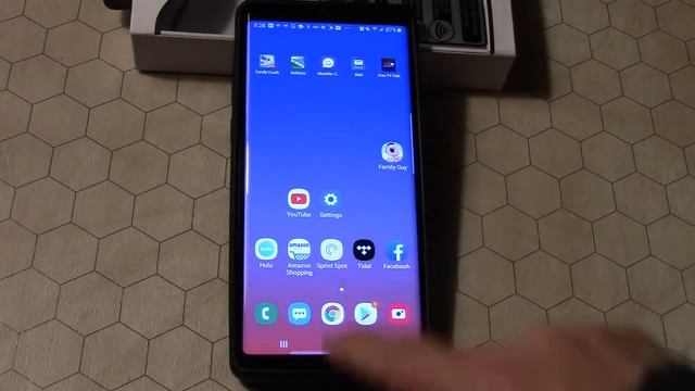 Where is voice recorder on Galaxy Note 9? Hint: it's not visible! смотреть онлайн