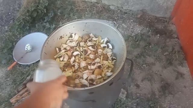 Жаркое по летнему... смотреть онлайн