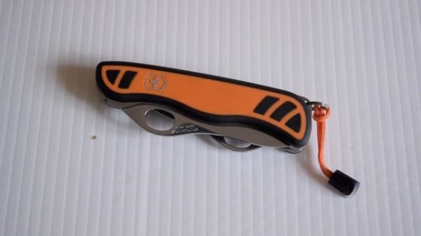 VICTORINOX 111 COLLECTION