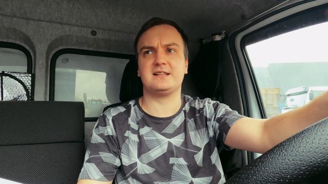Загрузили опасный груз. Газель 6 метров. смотреть онлайн