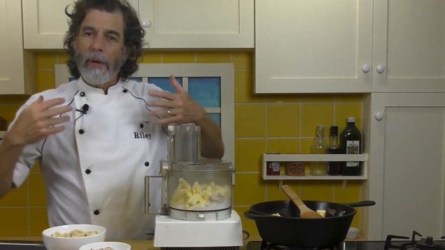 How To Make Apple & Banana Crumble - Recipe смотреть онлайн