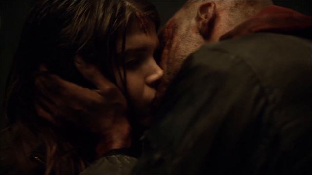 The 100 1x08: Octavia and Lincoln kiss [1080p+Logoless] (Limited Background Music) + mega link смотреть онлайн