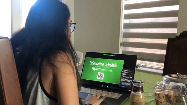 Redesigning Amazon's User Interface I Dark Mode I UNT Orientation vlog смотреть онлайн