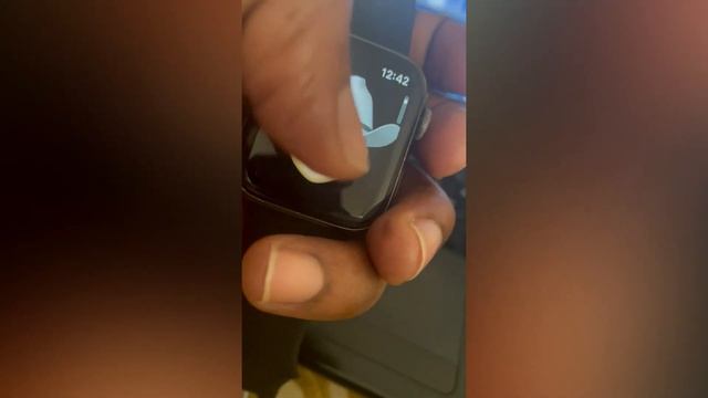 HOW TO ADD MEMOJI ON APPLE WATCH FACE 2024 смотреть онлайн