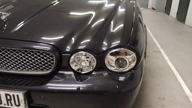 Jaguar XJ III (X350/X358) -замена линз VALEO OLD на HELLA 5S смотреть онлайн