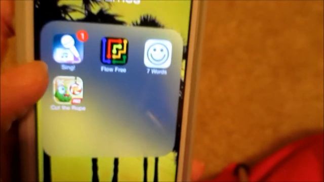 What's on my iPhone 5? смотреть онлайн