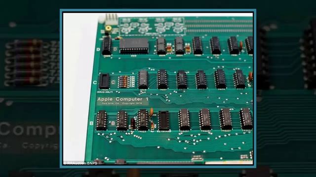 Apple-1 computer built in 1970s by Apple's co-founders sells for $375,000 at auction смотреть онлайн