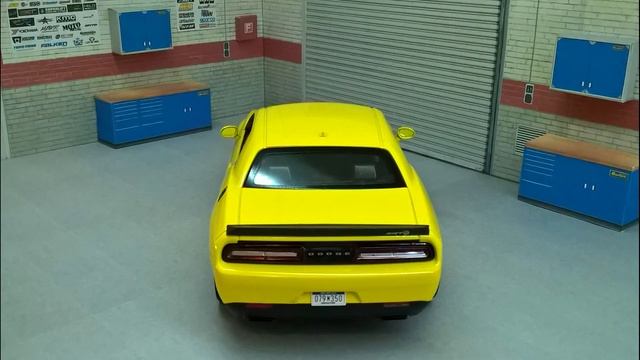2018 Dodge Challenger SRT Hellcat widebody - Motormax - 1/24 смотреть онлайн