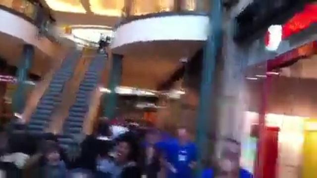 Centro Oberhausen Apple Store смотреть онлайн