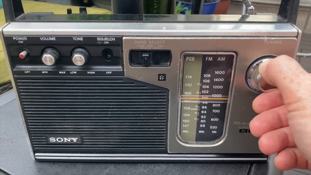 Listening to Baseball and the PSB on my Sony ICF 7370W 13 May 2022 смотреть онлайн