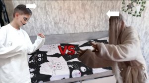 Меня преследует девочка в Белом!