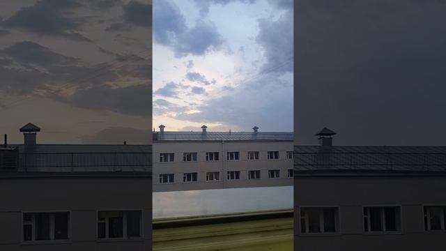 Небо над ОмГУПСом (ускоренное видео) смотреть онлайн