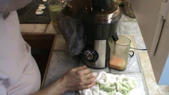 The New Juicer смотреть онлайн