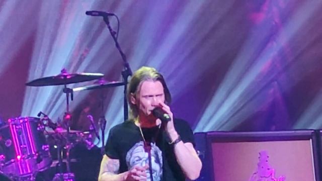 Slash feat. Myles Kennedy - Rocket Man (Elton John cover) Live in Seattle on 2/9/22 смотреть онлайн
