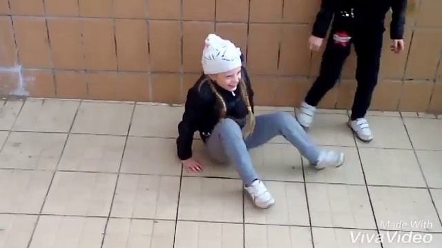 Гимнастический челлендж\GYMNASTIC CHALLENGE. Снимали мои друзья😙 смотреть онлайн