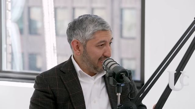 O‘zbekistonlik.Podcast #1 | Ilm VS Texnologiya: Qaysinisi bo‘lmasa hayot to‘xtaydi? смотреть онлайн