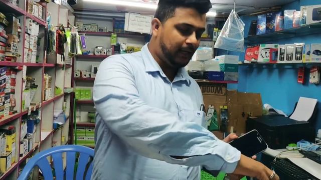 வெறும் 2000.Rs முதல் 4G Phones|Used mobile WHOLESALE|cheapest iphone|MUHAIDEEN VLOGS|muhaideenmobil смотреть онлайн