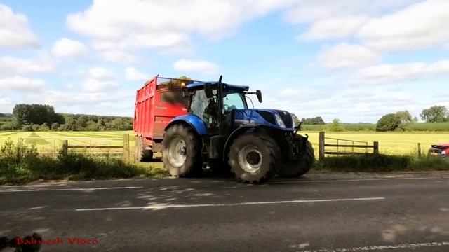 Third-Cut Silaging with Claas Jaguar 860, JCB Fastrac and New Holland. смотреть онлайн