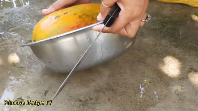 Yummy cooking| Papaya and apple fruit juice with freshy girl| Khmer Sweet смотреть онлайн