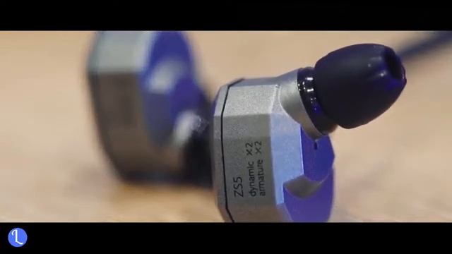 Earphones Stereo Super Bass - [KZ ZS5 2DD + 2BA] смотреть онлайн
