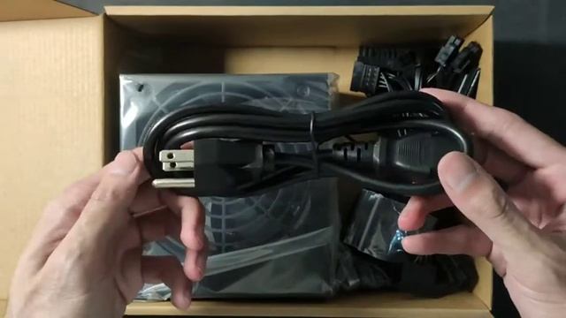 FSP HV PRO 550W Quick Unboxing