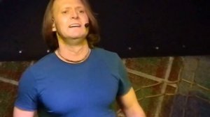 Антон Арцев - Есть в графском парке черный пруд - ария Атоса (Гластонберри, 16.05.15г.)