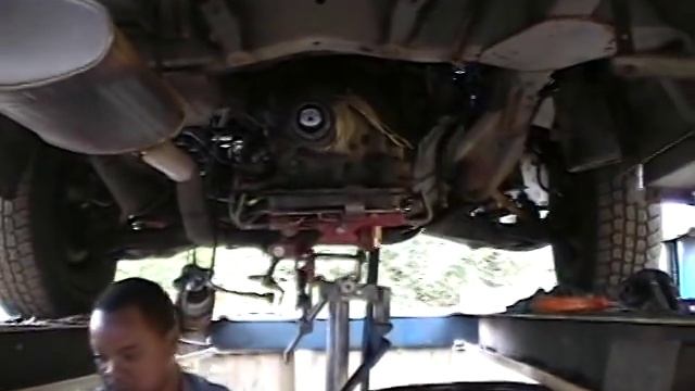 Dropping the Transmission from my Dodge Van for Repair in Tampa смотреть онлайн