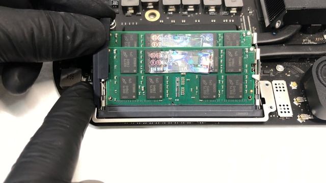 How to upgrade RAM in the 2018 / 2020 Mac mini Step by Step смотреть онлайн