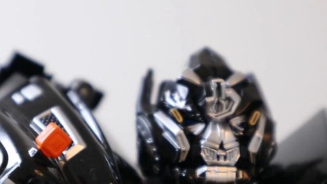 Transformers Black Apple M-06 IRONHIDE смотреть онлайн