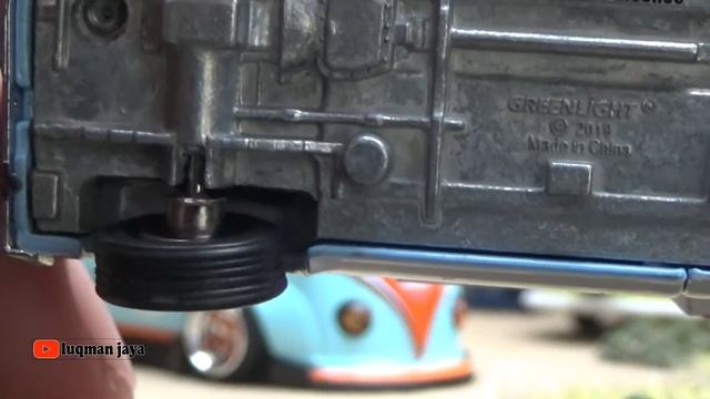 Greenlight Winnebago Slide in Camper GMC 2500 Truck смотреть онлайн