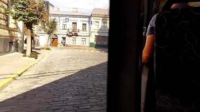 Возобновление троллейбусных маршрутов в центре Черновцов смотреть онлайн