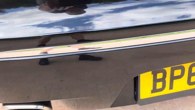 Jaguar XJ 5.0 V8 Auto Panoramic Opening Glass Roof. Reverse camera. Dvd Elec H leather seats смотреть онлайн