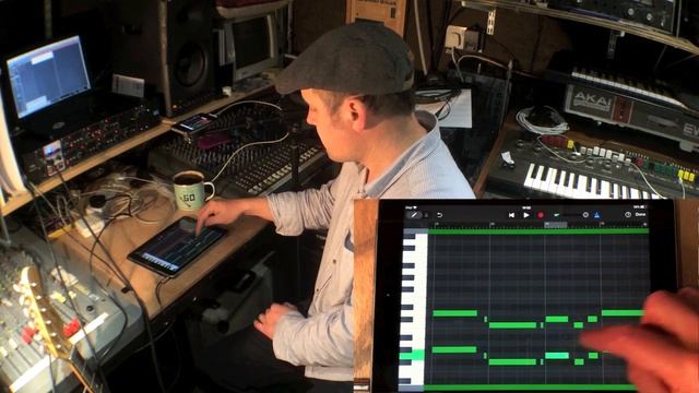 The GarageBand Blues - making backing tracks with iOS смотреть онлайн