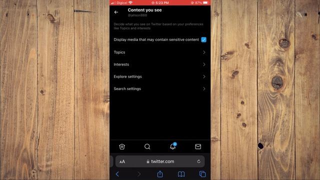 how to change sensitive content on twitter on iphone смотреть онлайн