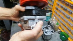 Отличительные особенности гидронасосов нш10 разных производителей.