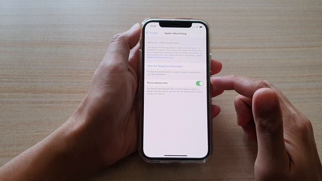 iPhone 12/12 Pro: How to Enable/Disable Apple Advertising Personalized Ads смотреть онлайн