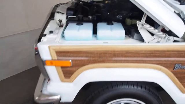 1991 Jeep Grand Wagoneer - SOLD смотреть онлайн