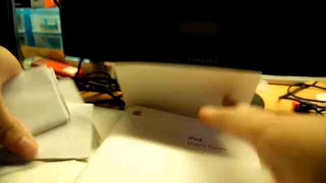 iPod unboxing - Samsung WB500 HD video test смотреть онлайн