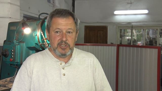 Изготовление ножей, как отдельный вид искусства. Так считают авторы ютьюб-канала «Мужская Берлога» смотреть онлайн