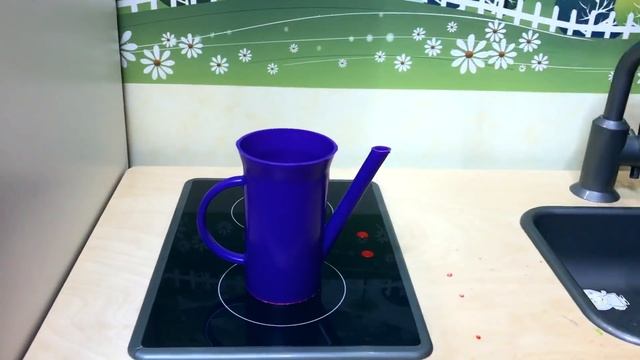 Маша нашла куклу которая чуть не заболела и согрела ее. смотреть онлайн